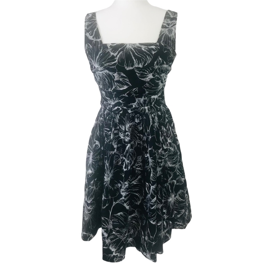 Moschino Cheap And Chic Sleeveless Black Embroidered Fit And Flare Dress.